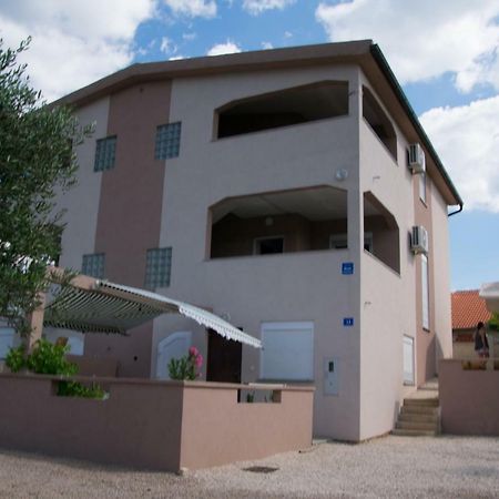 Apartmani Most Maslenica Exterior photo