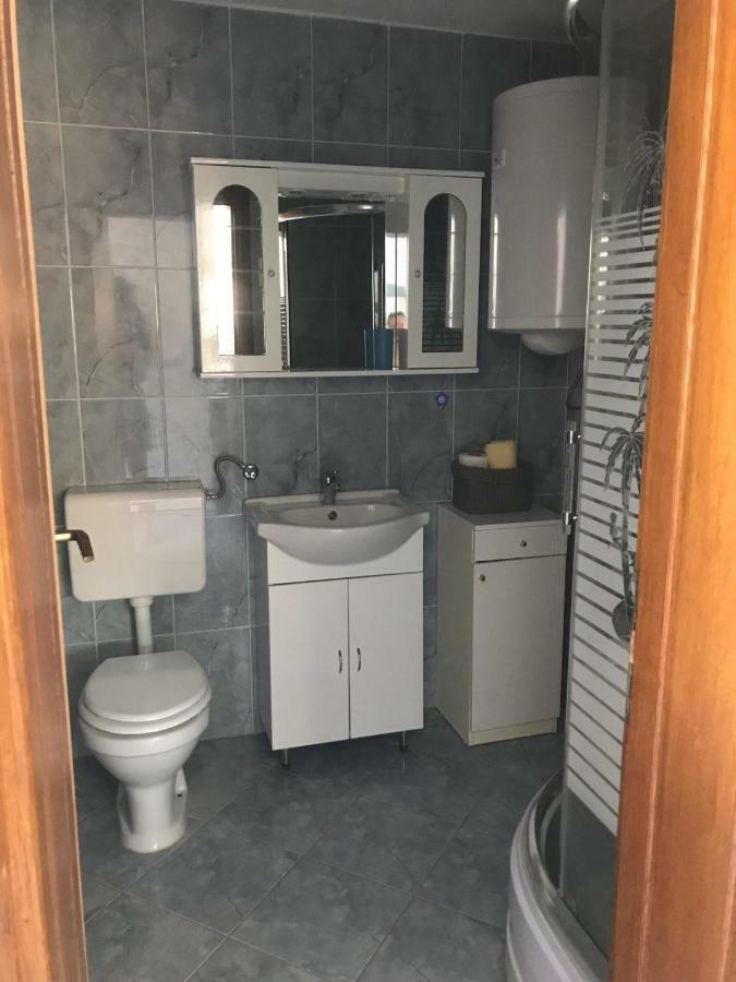 Apartmani Most Maslenica Exterior photo